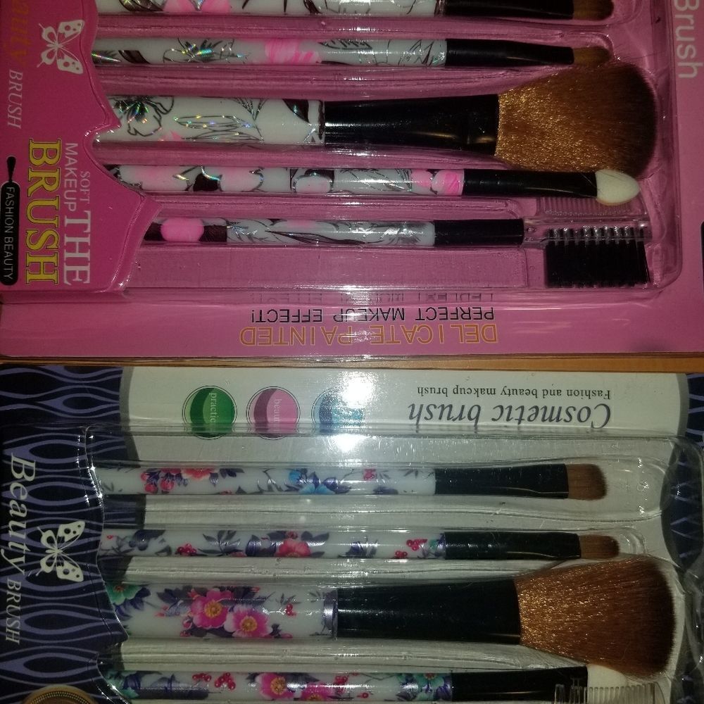 One Set Black Make up brush set - Picture 3 of 8
